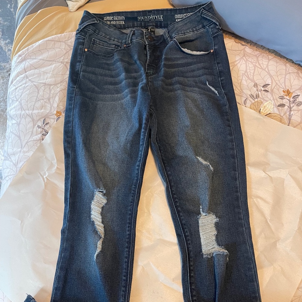 SoundStyle Blue Jeans- Jamie Skinny-Slim & Sleek- Comfort Stretch- Size 4